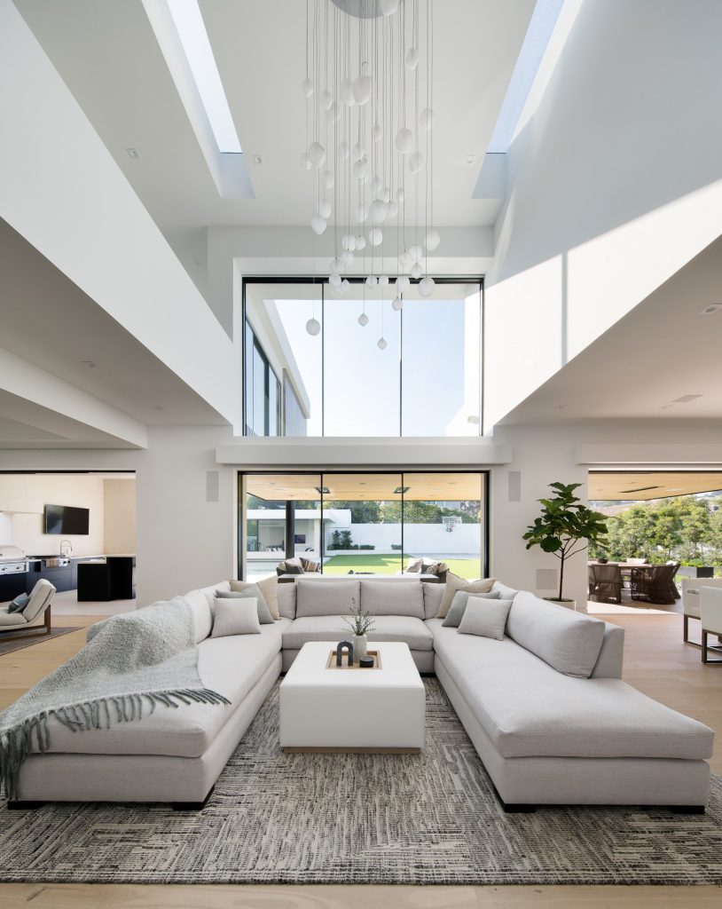 5 main reasons why architects chose OTIIMA frame windows in their high-end projects