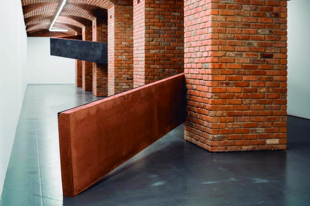 Artworks: Dancing to the sound of the machines