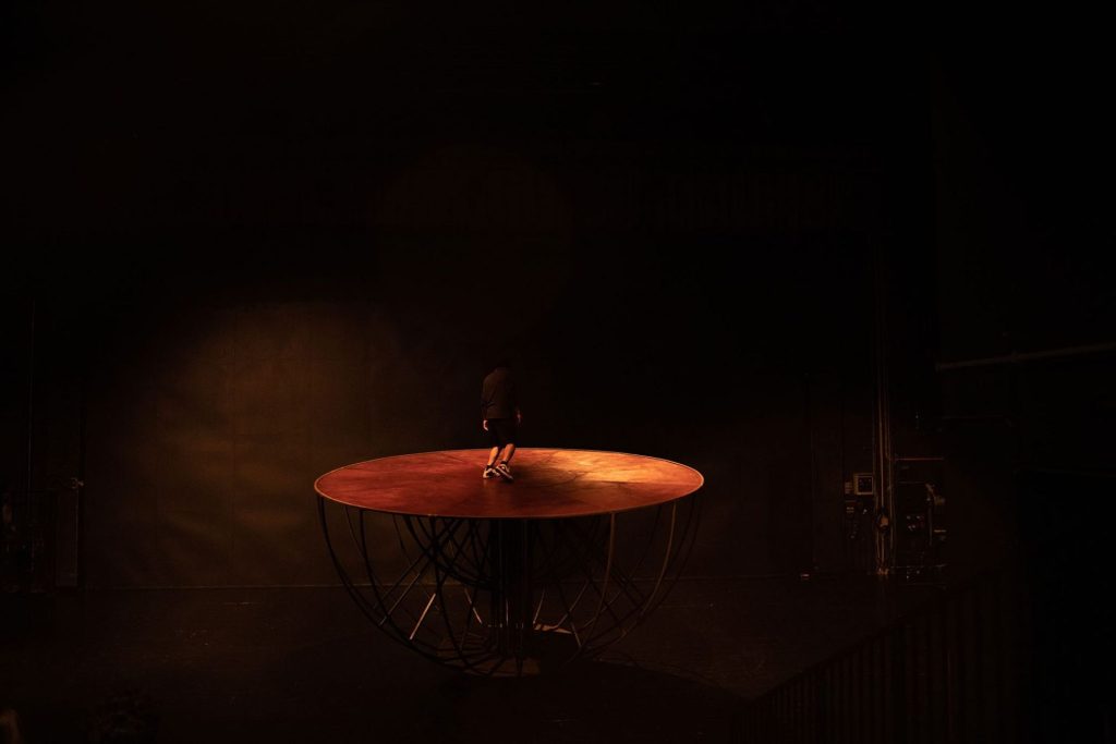 Gustavo Sumpta's Unusual Artistic Performace | OTIIMA