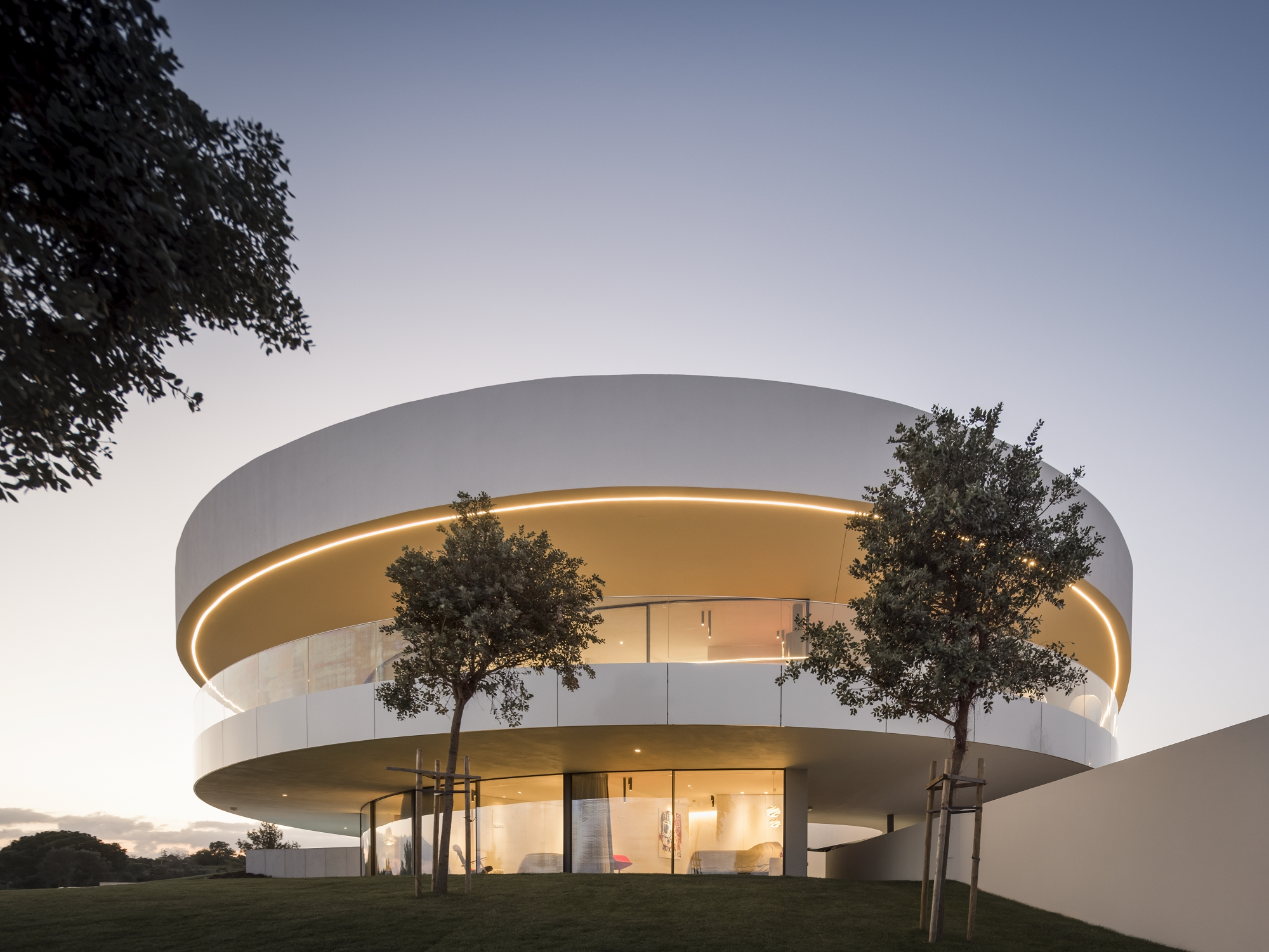 OTIIMA CASA VOLUTA MÁRIO MARTINS ATELIER © Fernando Guerra
